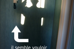 04-il-semble-vouloir-communiquer-avec-moi