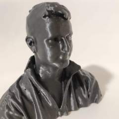 Julien-Loechleiter-2